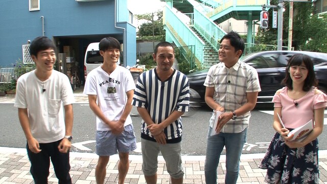 ジャルジャル、千鳥、アシスタントを務める仙石みなみ（アップアップガールズ（仮））。(c)テレビ東京