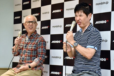 （左から）小堺一機、関根勤。