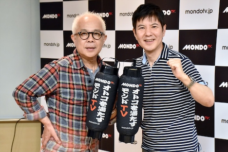 （左から）小堺一機、関根勤。