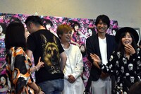 うしろにもまったく同じプリントが。