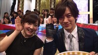左から水卜麻美アナウンサー、DAIGO。(c)日本テレビ