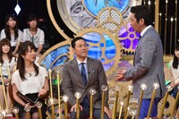 「1周回って知らない話」のワンシーン。(c)日本テレビ