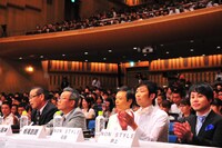 審査員を務めたオール阪神・巨人、板尾創路、NON STYLE。