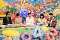 「ニッポンのぞき見太郎」にゲスト出演する東貴博（右端）。(c)関西テレビ
