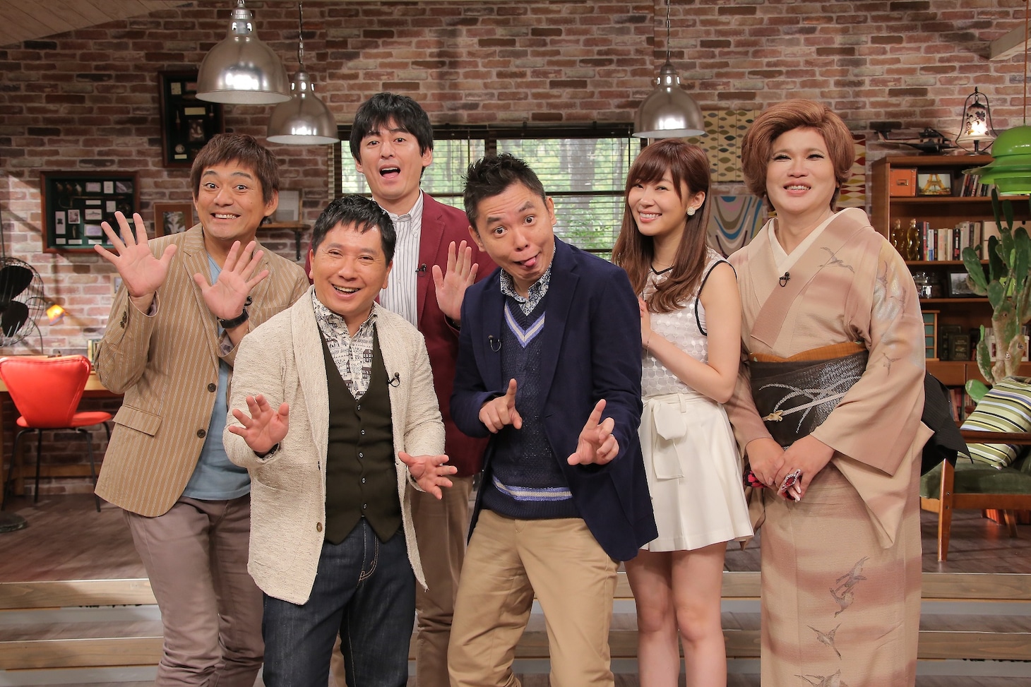 「そもそも…それっていつから？」の出演者たち。(c)中京テレビ