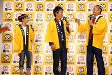 左から矢口真里、U字工事。