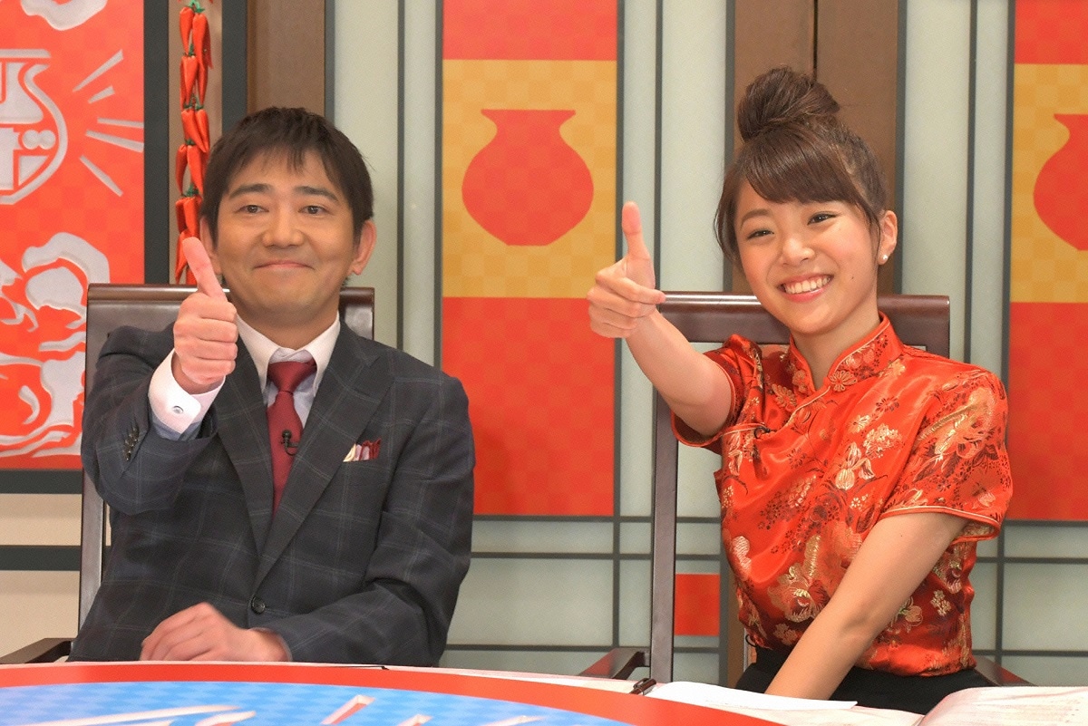 左からメッセンジャー黒田、黒木千晶アナウンサー。(c)読売テレビ