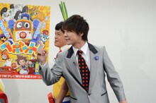 会見に乱入した流れ星。