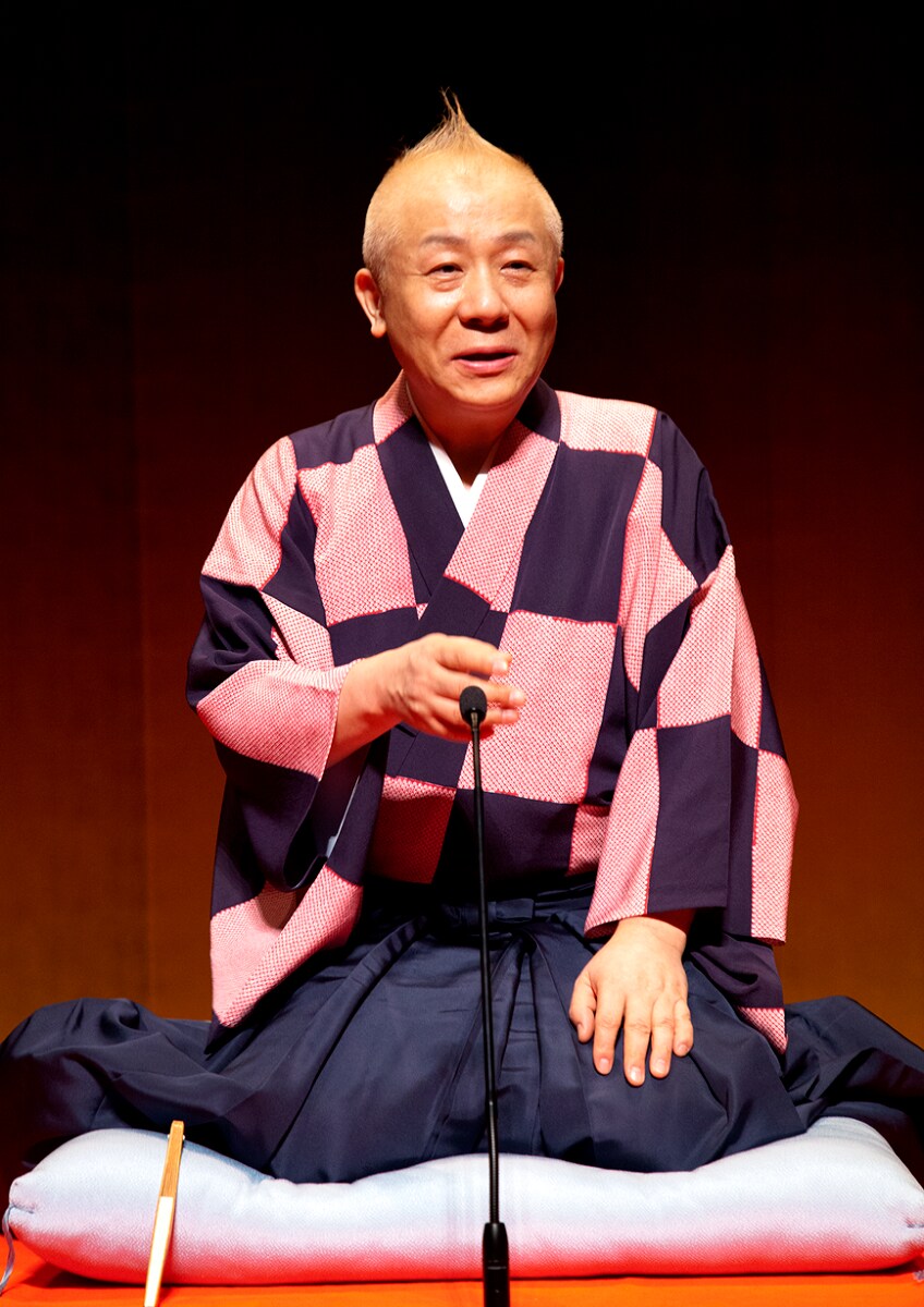 「待ち遠しい！」春風亭小朝、エミー賞授賞式の生中継番組でMC