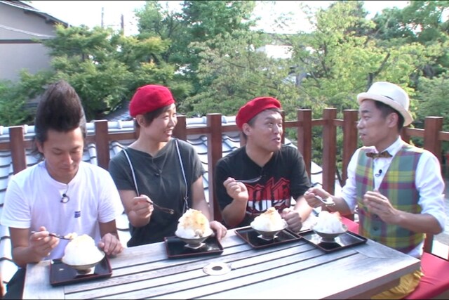 「おとな京都！秋のスケッチ旅！」に出演する「COWCOWチーム」のメンバー。(c)関西テレビ