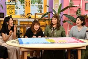 左から井森美幸、海原やすよ ともこ、アジアン馬場園。(c)読売テレビ