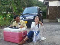 （左から）山口智充、濱田マリ。(c)関西テレビ