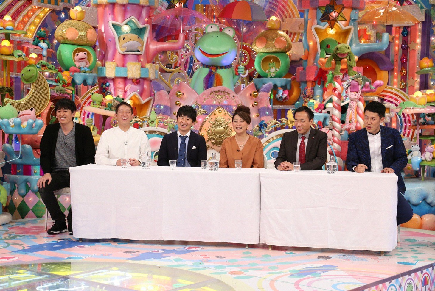「アメトーーク！」の「おもしろ人材プロモーション」にプロモーターとして出演する芸人たち。(c)テレビ朝日