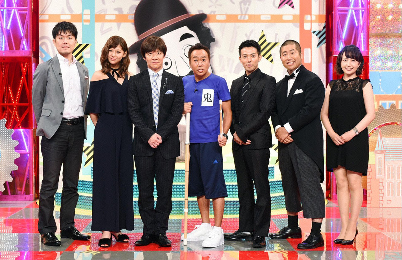 左から土田晃之、西内まりや、内村光良、さまぁ～ず三村、ピース綾部、ハライチ澤部。(c)テレビ東京