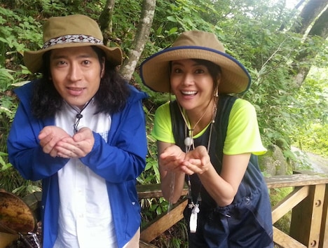 （左から）ピース又吉、観月ありさ。(c)関西テレビ