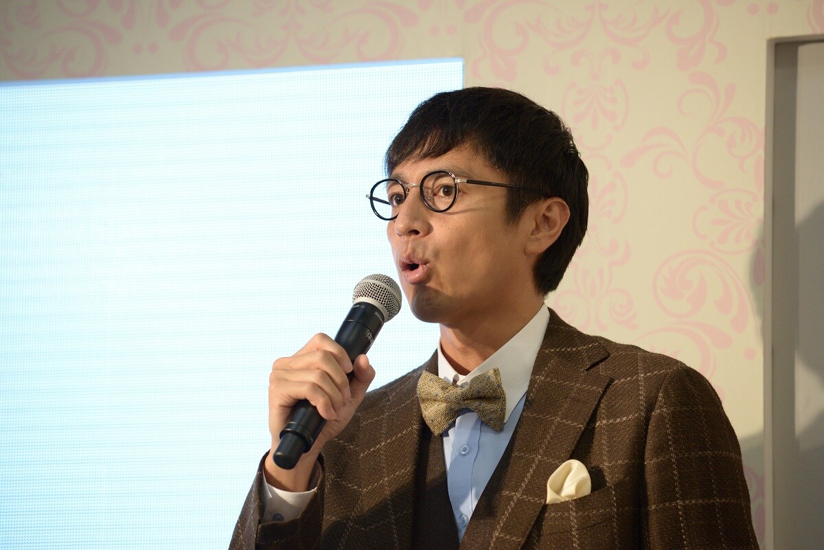 チュート徳井、色っぽくなるためのスキル“耳チョコン”を女性たちに伝授