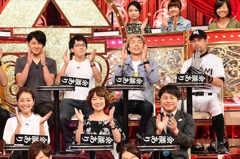 「余談大賞2016 世の中を賑わせたニュースの裏話大放出SP」の出演者たち。(c)TBS