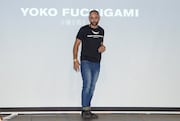YOKO FUCHIGAMIの新ブランド「YOKO IGIRISU」の服。