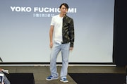 YOKO FUCHIGAMIが季節の変わり目を表現して作った服。