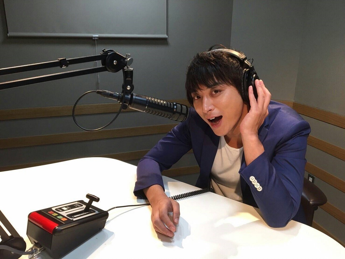 新番組「OH! MY MORNING!」でDJを務めるプリンセス金魚・大前。