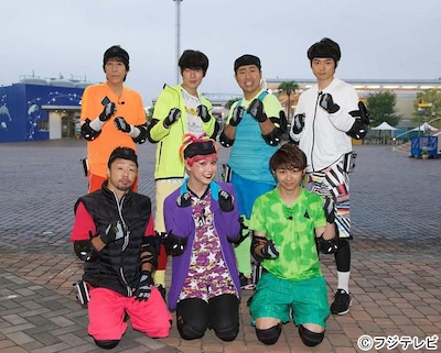 「逃走中～どうぶつ島を攻略せよ！～」に出演するウーマンラッシュアワー村本（後列左から2人目）、ハライチ澤部（後列右から2人目）ら。