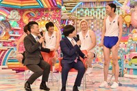 会見のワンシーン。