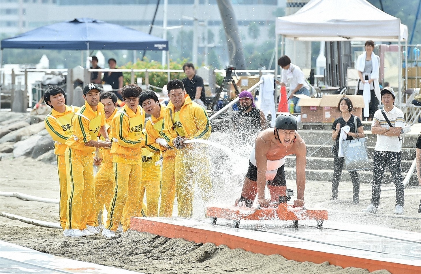 「オール芸人お笑い謝肉祭'16秋」のワンシーン。(c)TBS