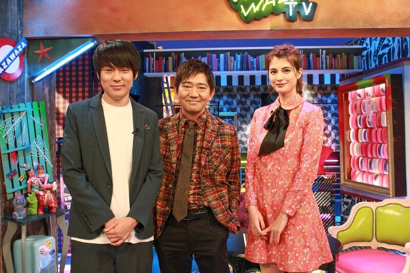 左からウーマンラッシュアワー村本、メッセンジャー黒田、マギー。