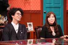 左から片桐仁、小川菜摘。(c)日本テレビ