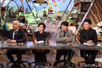 「ワイドナショー」に出演する（左から）ダウンタウン松本、ベッキー、ヒロミ、堀潤。