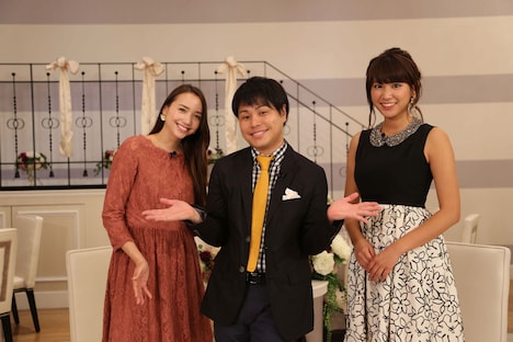 左から豊田エリー、NON STYLE井上、久松郁実。