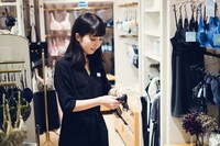 めぐみさんへの密着VTRのワンシーン。(c)関西テレビ