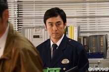 ドラマ「キャリア～掟破りの警察署長～」第2話の撮影に参加したロバート山本。