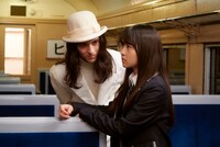 映画「アニバーサリー」のワンシーン。