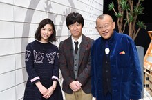 「A-Studio」に出演する内村光良（中央）、笑福亭鶴瓶（右）、森川葵（左）。(c)TBS