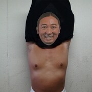 BOTY第2弾を着用したロバート秋山。