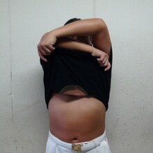 BOTY第2弾を着用したロバート秋山。