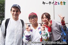 フランキーとスパイク小川（右）。