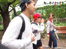 フランキーとスパイク小川（右）。