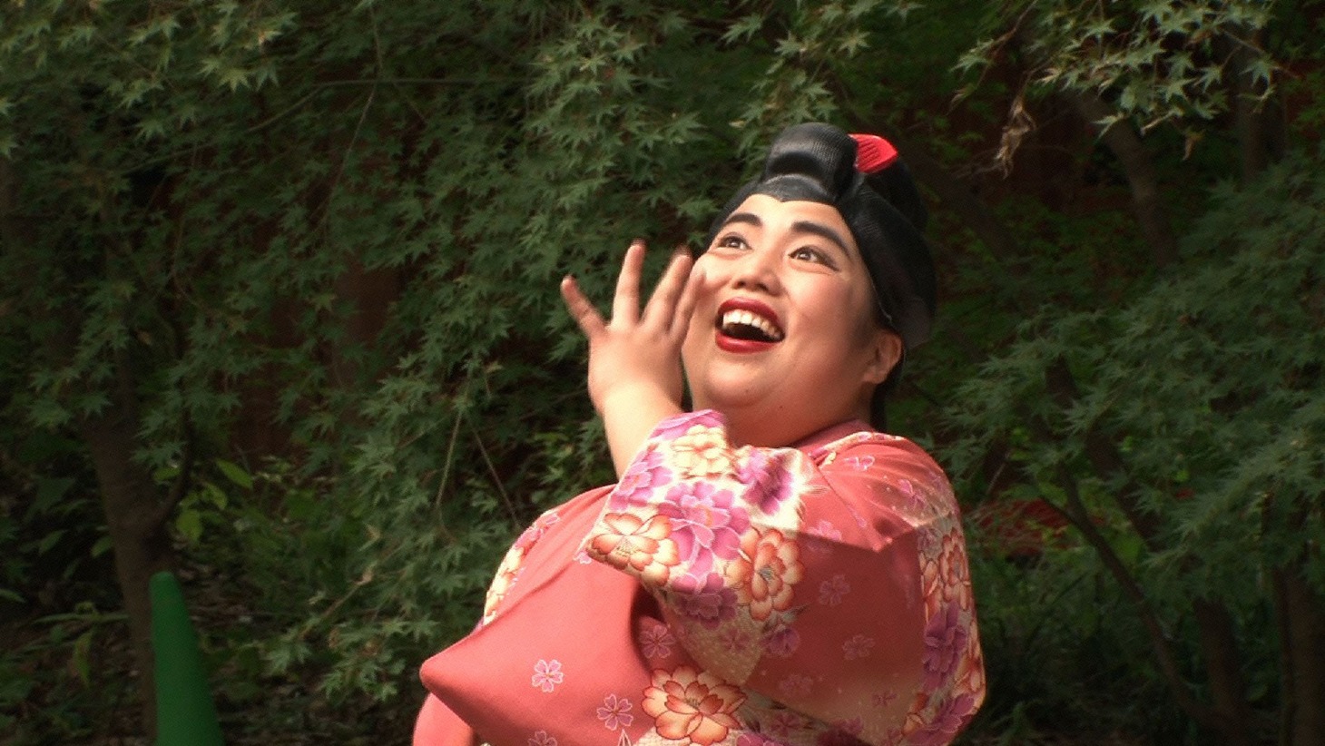 「ゆり山紅葉の京都びしょ濡れバスツアー 次世代おんな芸人No.1決定戦！」のワンシーン。(c)読売テレビ