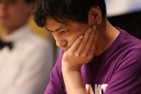 予選トーナメント第7戦に参加した次長課長・井上。