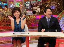 有吉弘行と高橋真麻（左）。(c)関西テレビ
