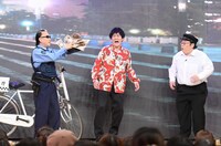 「ネプ＆ローラの爆笑まとめ！2016」でコラボするタイムマシーン3号とMr.マリック（左）。(c)TBS