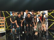 「ダラケ！～お金を払ってでも見たいクイズ～ シーズン9」の出演者たち。