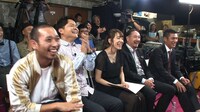 「第2回リアルケンカ漫才王」のワンシーン。