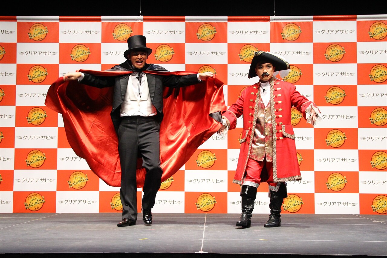 ますだおかだが仮装、岡田ドラキュラ「吸っちゃいますよ、笑いの才能」