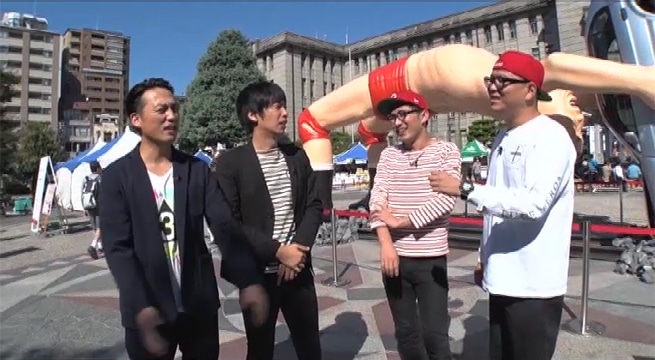 藤崎マーケットとシソンヌ（左から）。