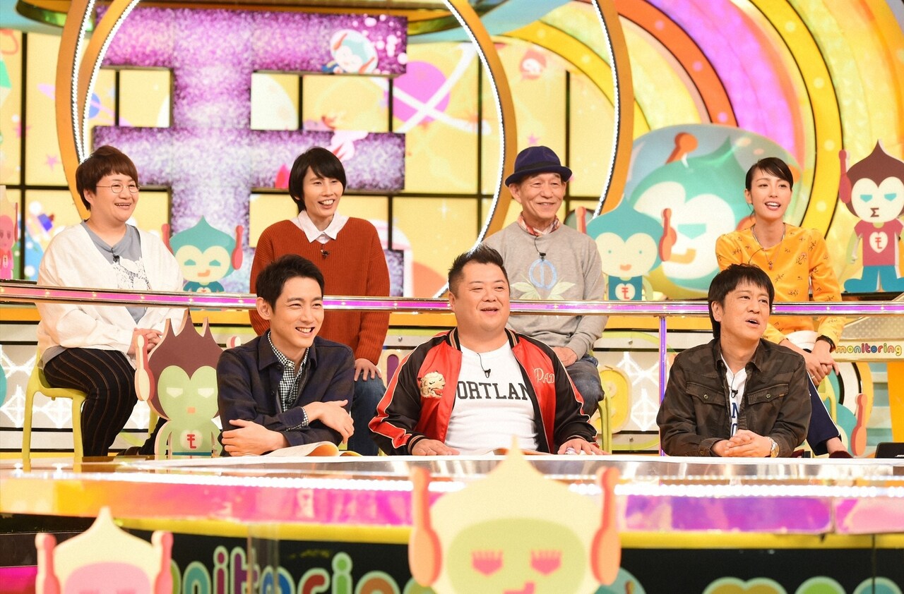 ブラマヨ小杉扮するコス摩呂が高知でグルメリポート