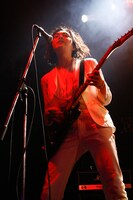 代官山UNITでのワンマンライブより、塩澤。