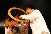 代官山UNITでのワンマンライブの様子。